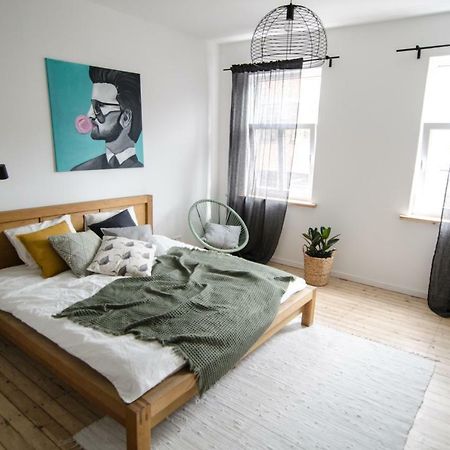 Ferienwohnung Frankenstein Girl Liepāja Exterior foto